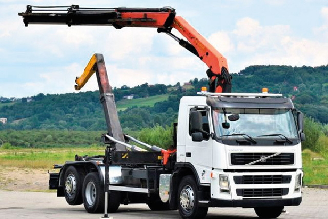 Operador de Auto Gruas (inclui Camião-Grua)