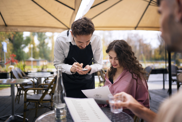 Serviço de Restaurante/Bar – Normas Técnicas e Protocolo