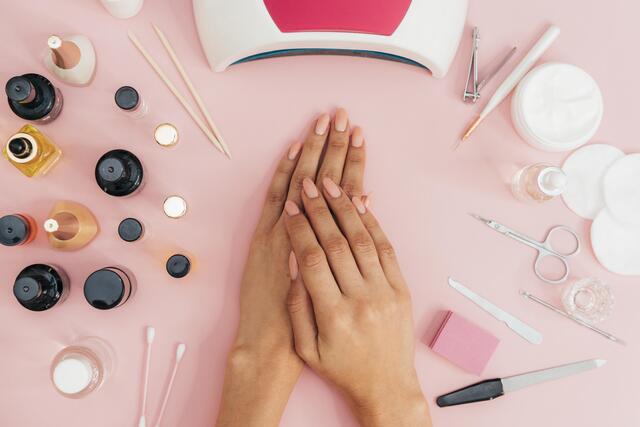 Técnicas de Manicura e Pedicura